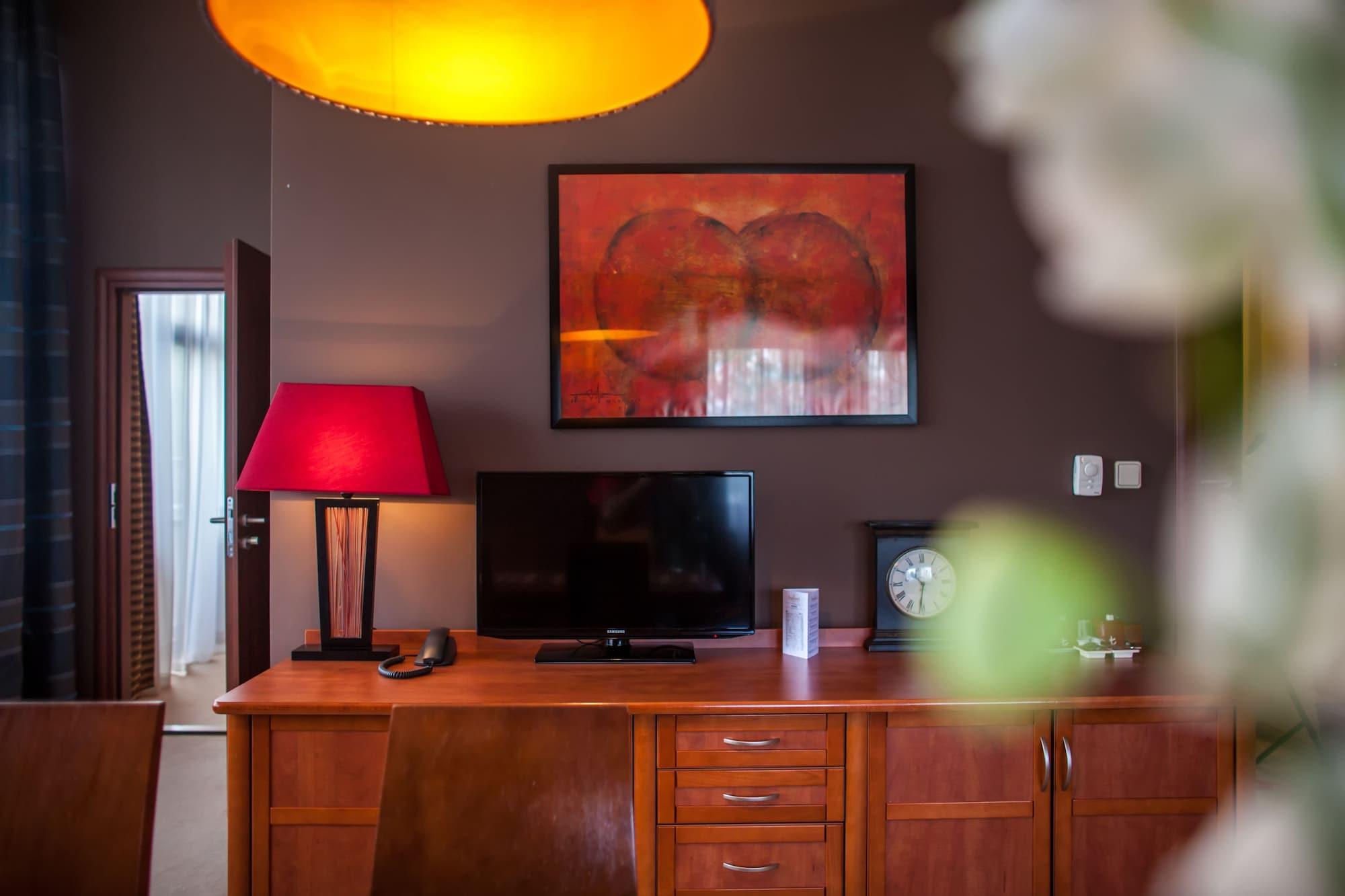 Farmona Hotel Business & Spa Krakow Ngoại thất bức ảnh