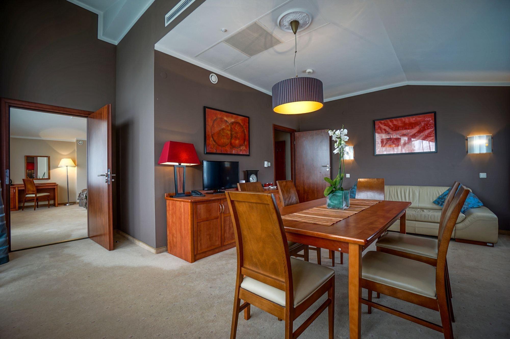 Farmona Hotel Business & Spa Krakow Ngoại thất bức ảnh