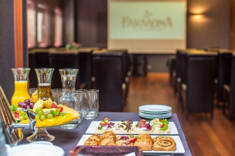 Farmona Hotel Business & Spa Krakow Ngoại thất bức ảnh
