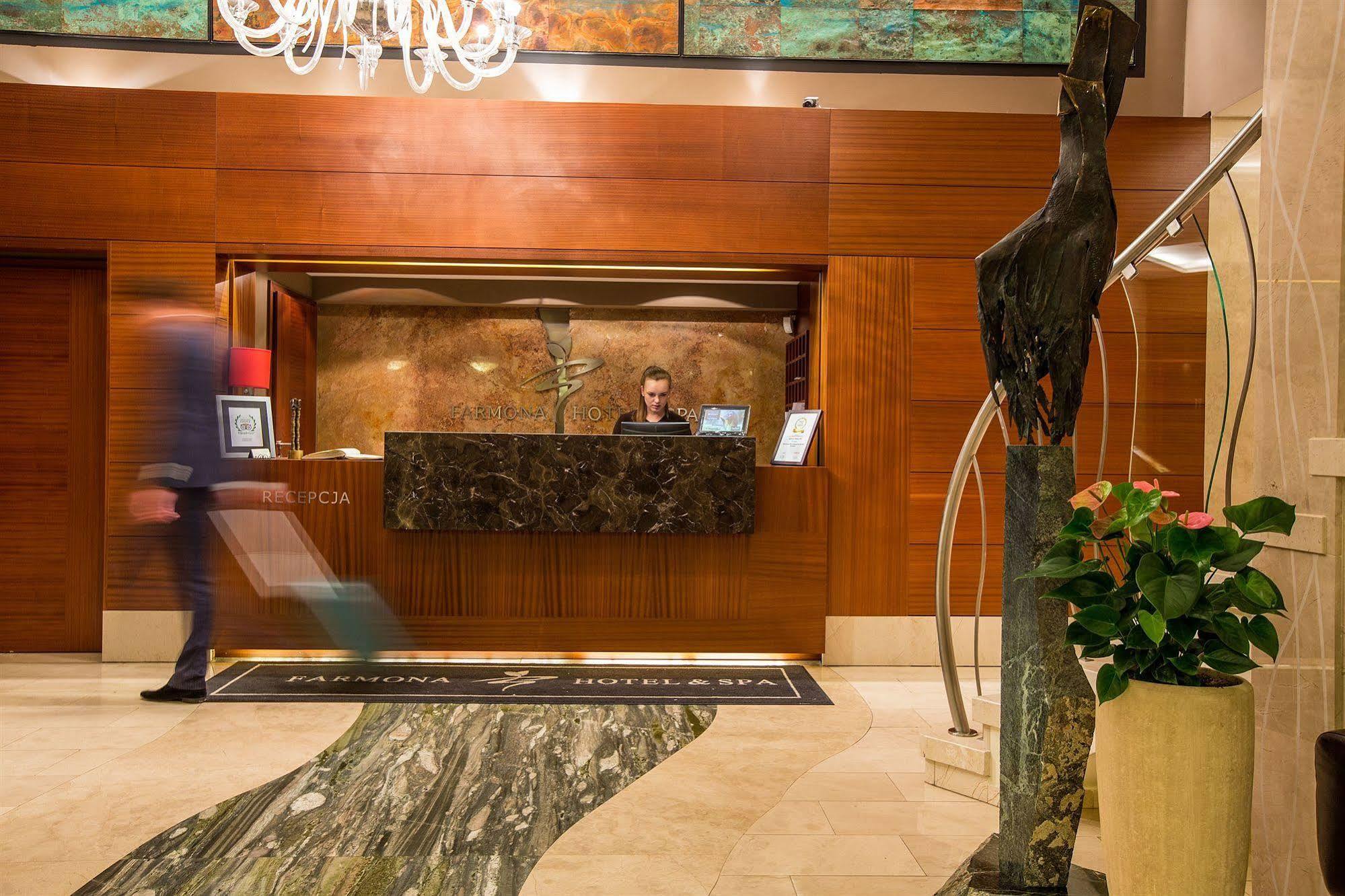 Farmona Hotel Business & Spa Krakow Ngoại thất bức ảnh